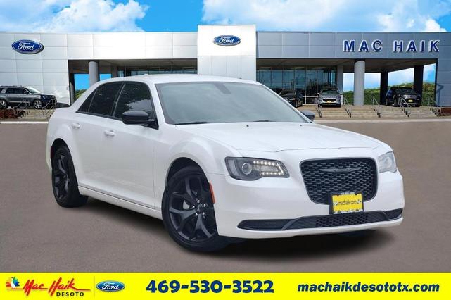 2023 Chrysler 300