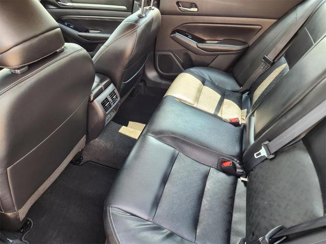 Photo of 2023 Brilliant Silver Metallic Nissan Altima