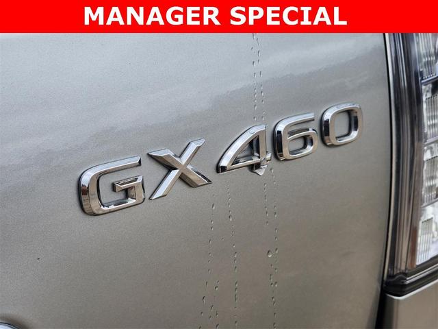 Photo of 2023 Atomic Silver Lexus GX 460