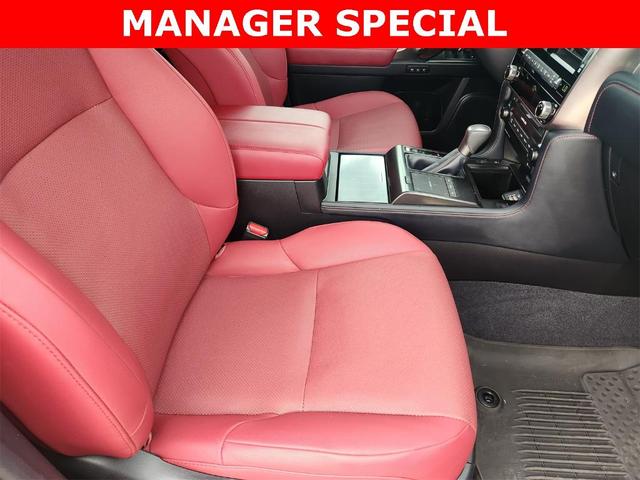 Photo of 2023 Atomic Silver Lexus GX 460