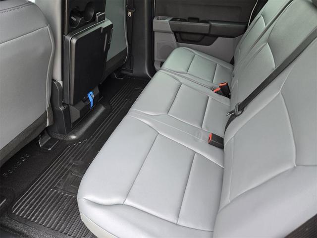 Photo of 2025 Oxford White Ford F-350