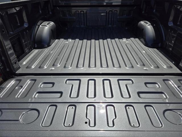 Photo of 2025 Carbonized Gray Metallic Ford F-150
