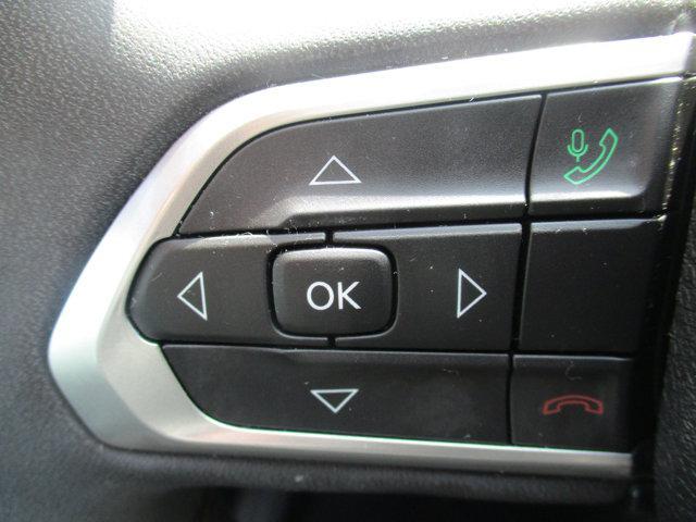 Photo of 2022 Bright White Clearcoat Jeep Compass