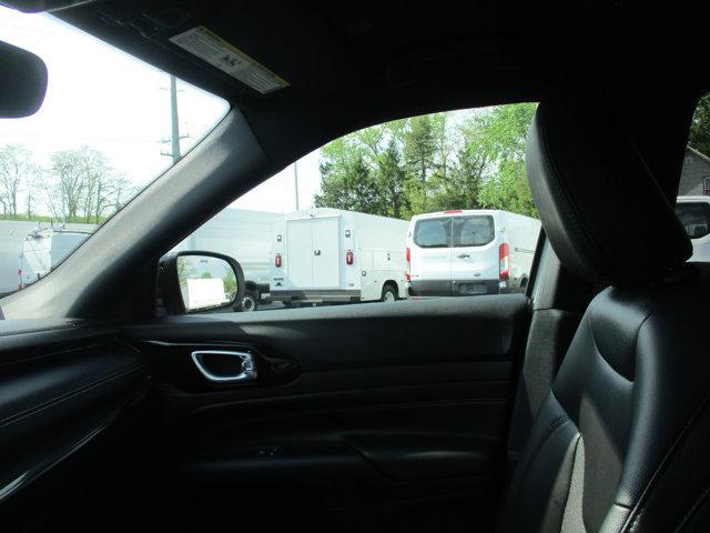 Photo of 2022 Bright White Clearcoat Jeep Compass