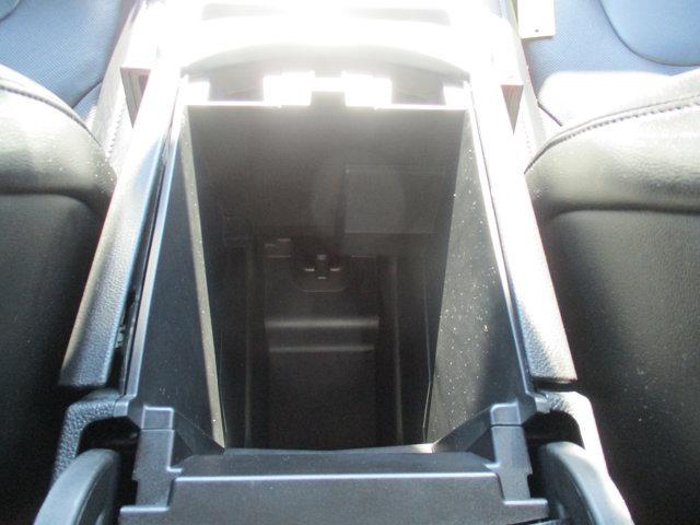 Photo of 2021 Agate Black Metallic Ford Edge
