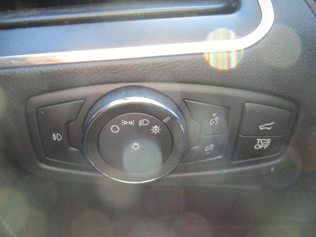 Photo of 2021 Agate Black Metallic Ford Edge