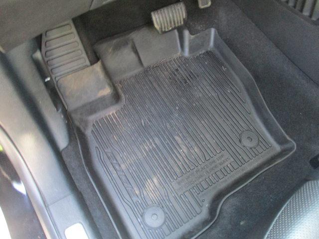 Photo of 2021 Agate Black Metallic Ford Edge