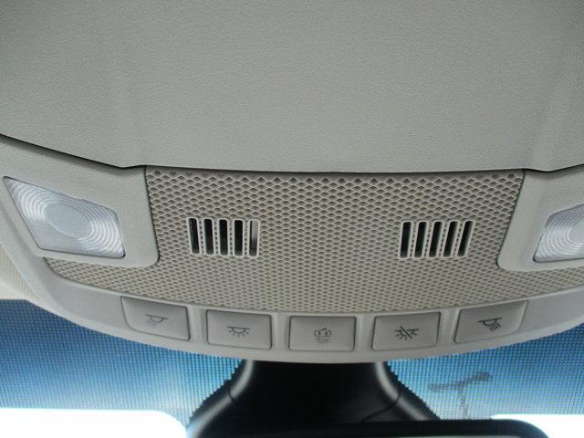 Photo of 2021 Agate Black Metallic Ford Edge