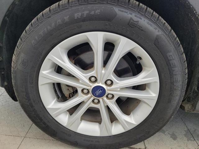 Photo of 2018 Blue Metallic Ford Escape