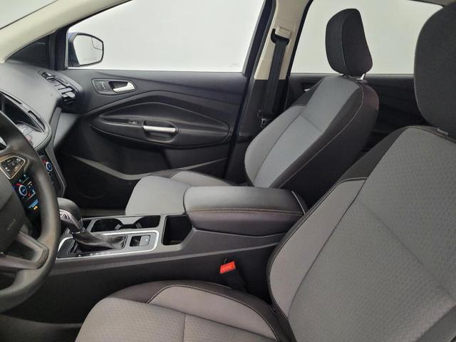 Photo of 2018 Blue Metallic Ford Escape