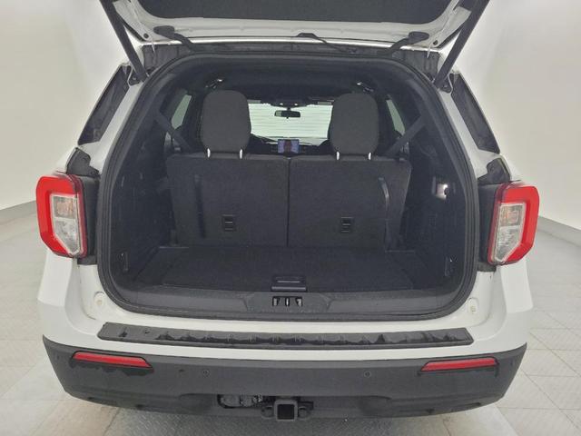 Photo of 2020 White Ford Explorer