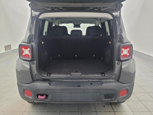 Photo of 2017 Black Jeep Renegade