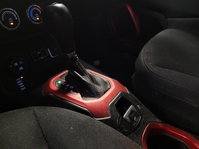 Photo of 2017 Black Jeep Renegade