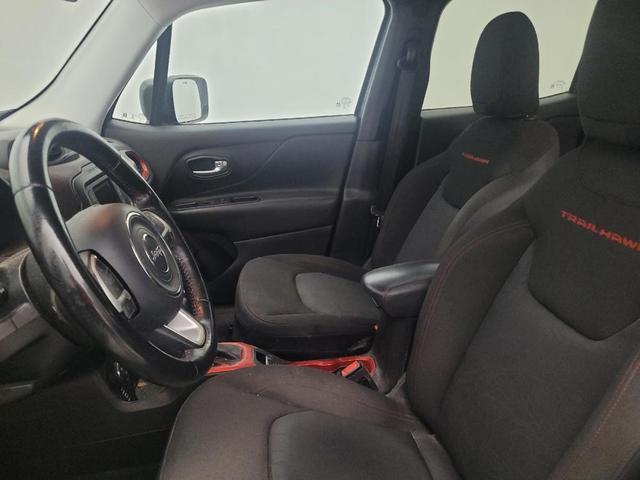 Photo of 2017 Black Jeep Renegade