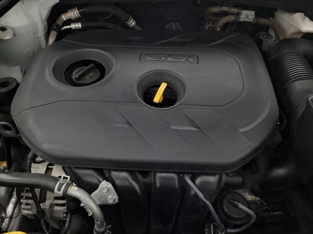 Photo of 2018 Molten Silver Hyundai TUCSON