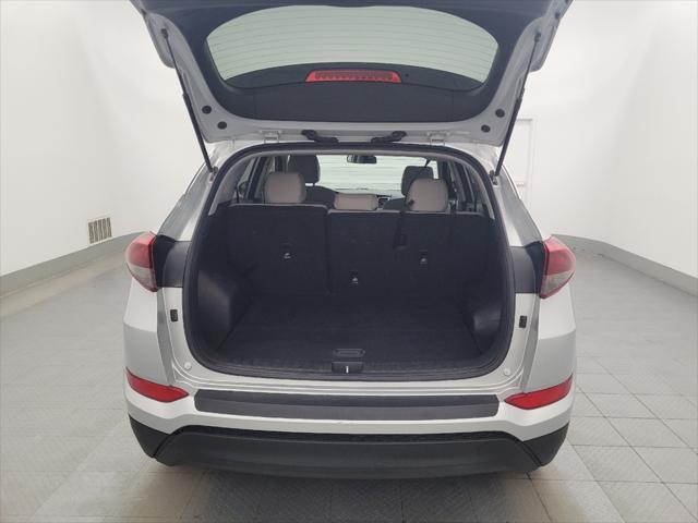 Photo of 2018 Molten Silver Hyundai TUCSON