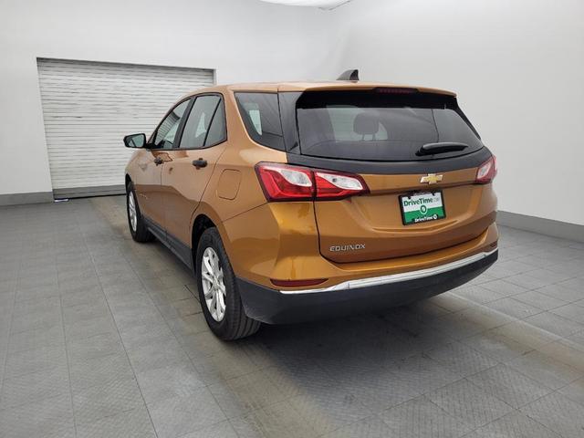 Photo of 2018 Orange Burst Metallic Chevrolet Equinox