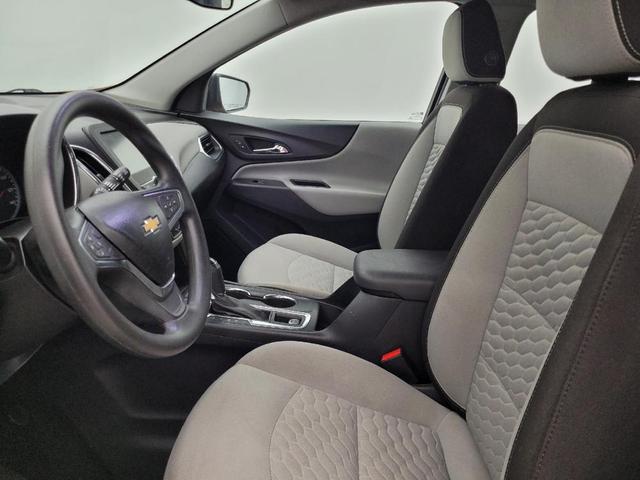 Photo of 2018 Orange Burst Metallic Chevrolet Equinox