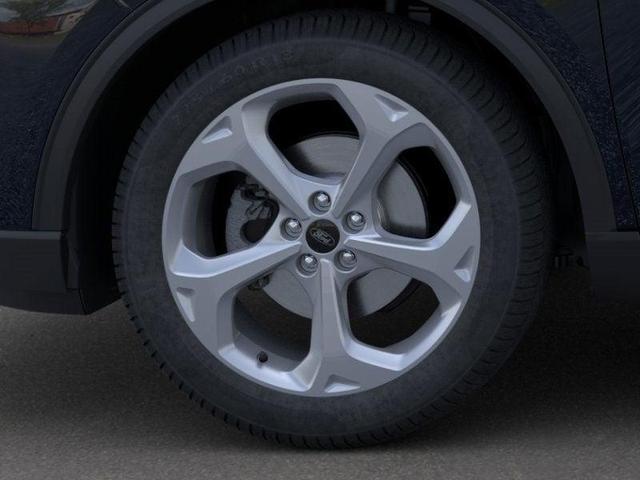 Photo of 2025 Agate Black Metallic Ford Escape