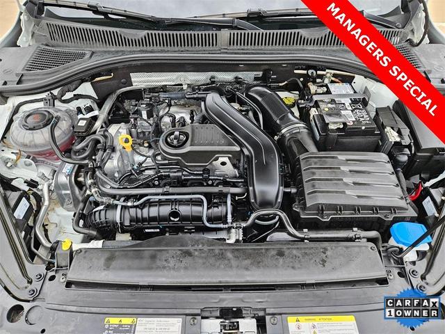 Photo of 2024 Opal White Pearl Effect Volkswagen Jetta