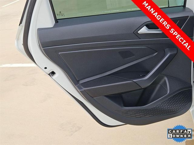 Photo of 2024 Opal White Pearl Effect Volkswagen Jetta