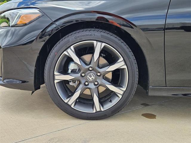 Photo of 2025 Black Honda Civic Hybrid