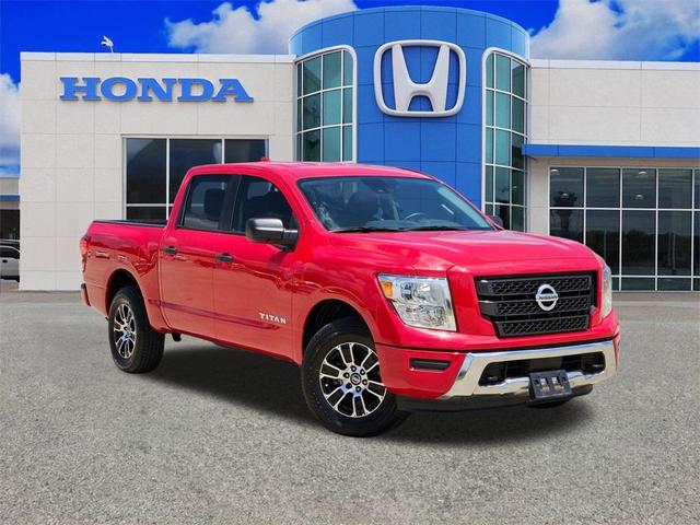 2022 Nissan Titan