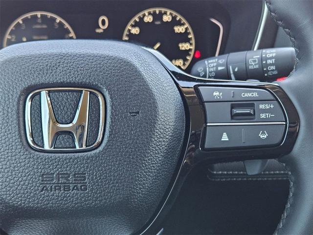 Photo of 2025 White Honda Pilot
