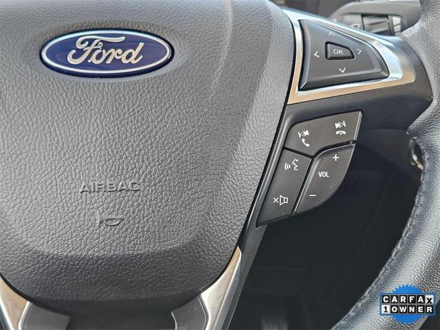 Photo of 2023 Silver Metallic Ford Edge