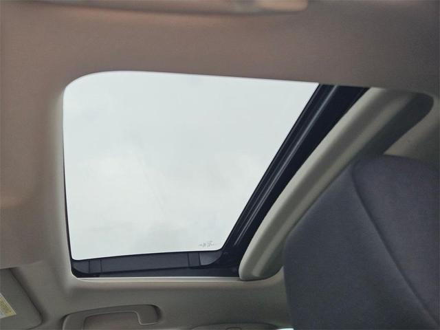 Photo of 2024 White Honda Civic