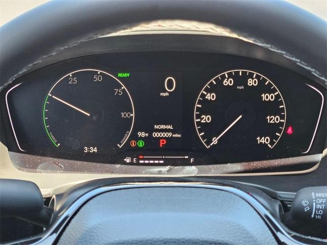 Photo of 2025 Silver Honda Civic Hybrid