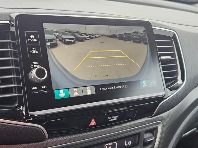 Photo of 2025 Gray Honda Ridgeline