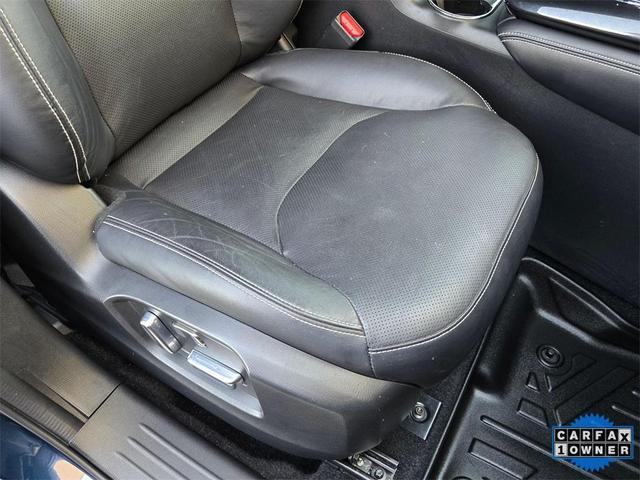 Photo of 2022 Deep Crystal Blue Mazda CX-9