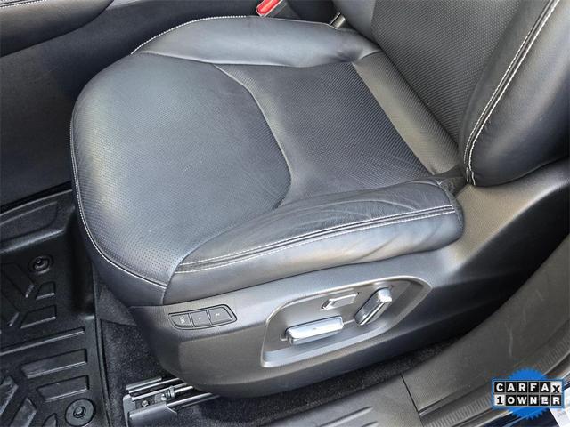 Photo of 2022 Deep Crystal Blue Mazda CX-9