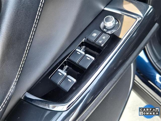 Photo of 2022 Deep Crystal Blue Mazda CX-9