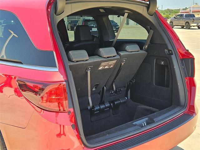 Photo of 2023 Red Honda Odyssey