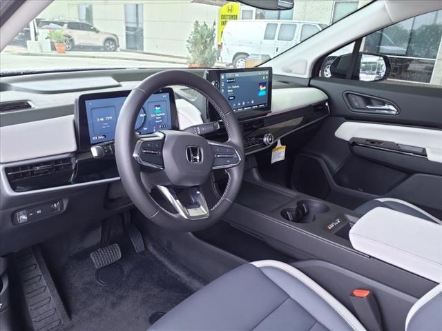 Photo of 2025 Sonic Gray Pearl Honda Prologue