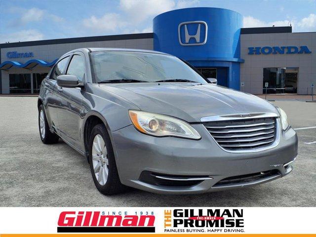 2013 Chrysler 200