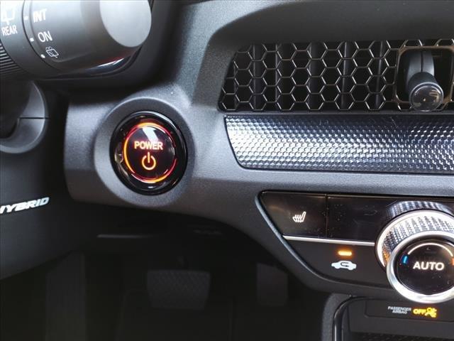 Photo of 2025 Crystal Black Pearl Honda CR-V Hybrid