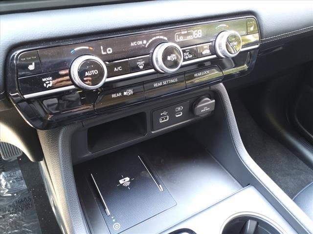 Photo of 2025 Sonic Gray Pearl Honda Pilot