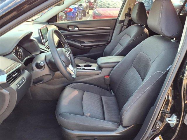 Photo of 2025 Super Black Nissan Altima