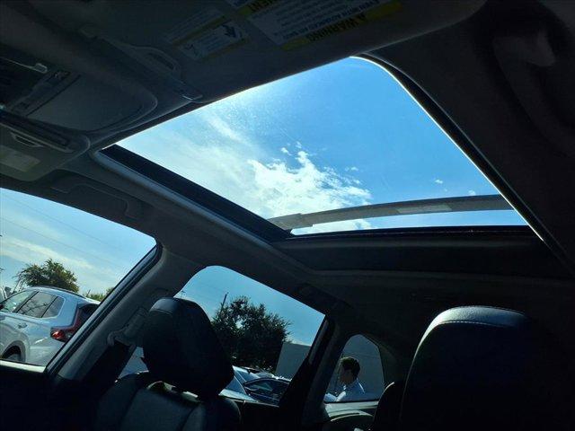 Photo of 2023 Ice Silver Metallic Subaru Forester