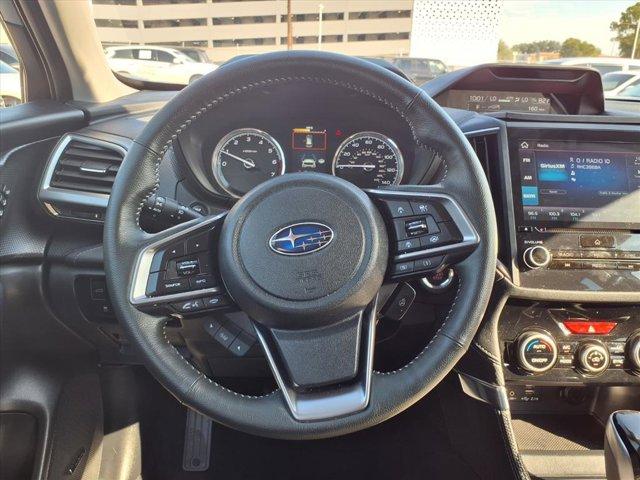 Photo of 2023 Ice Silver Metallic Subaru Forester