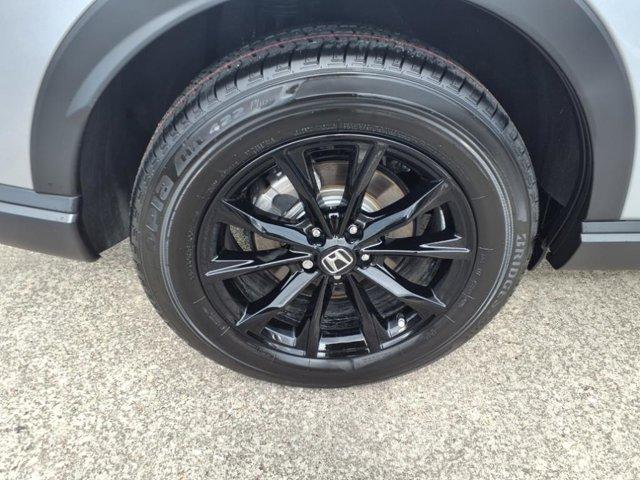 Photo of 2025 Silver Honda CR-V Hybrid