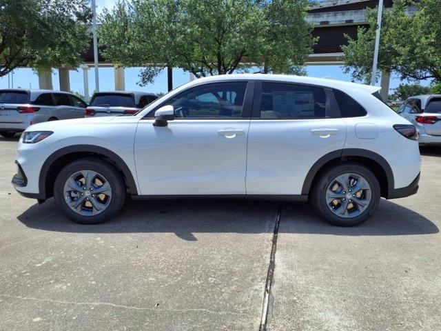 Photo of 2026 Platinum White Pearl Honda HR-V
