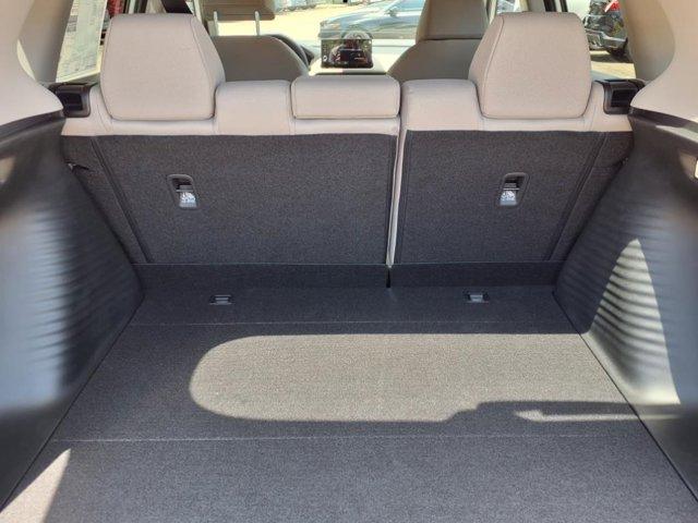Photo of 2026 Platinum White Pearl Honda HR-V