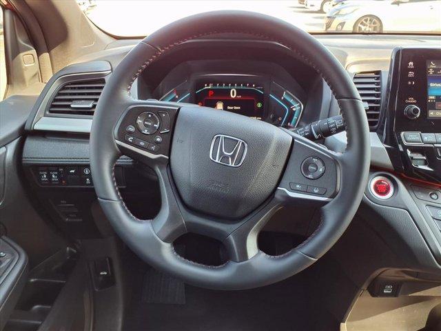 Photo of 2023 Red Honda Odyssey