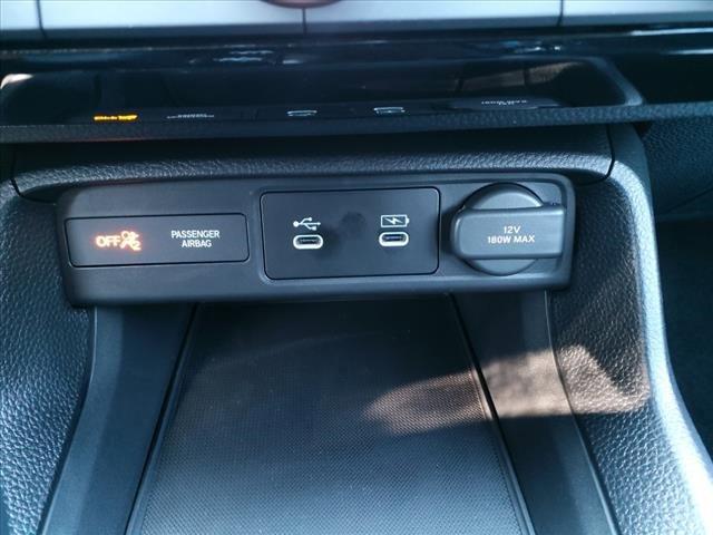 Photo of 2025 Solar Silver Metallic Honda Civic Hybrid