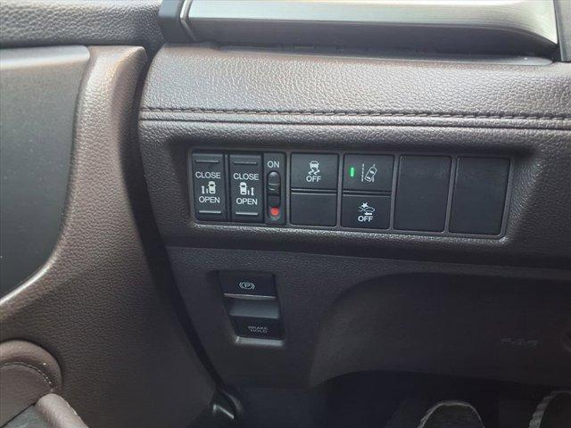 Photo of 2019 Black Honda Odyssey
