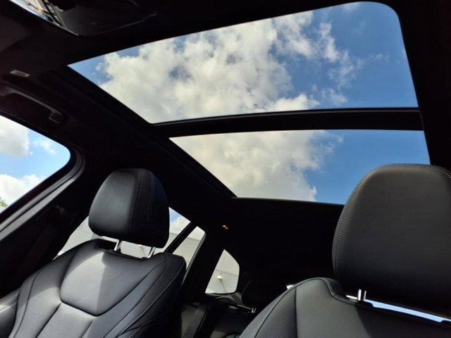 Photo of 2022 Phytonic Blue Metallic BMW X3
